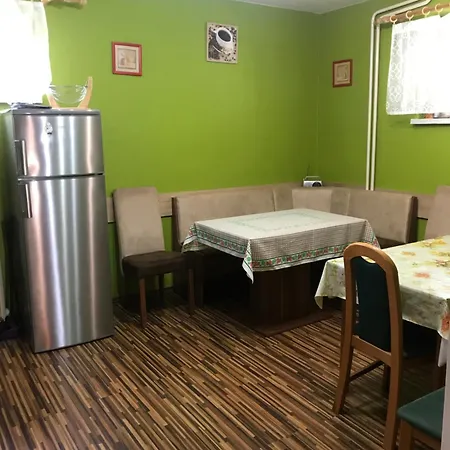 Homestay szállás Housing Hella