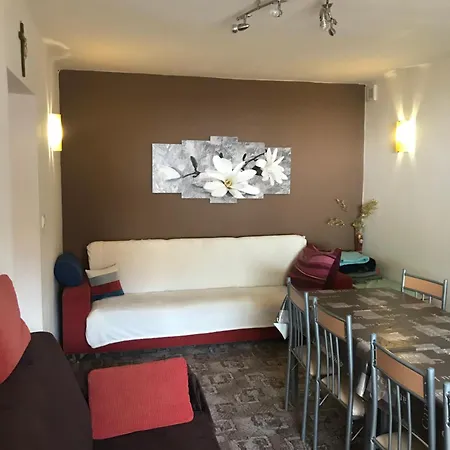 Проживание в семье Housing Hella *