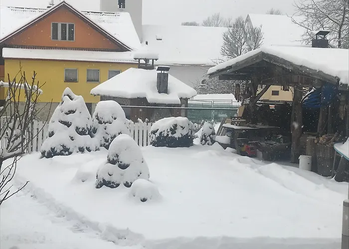 Homestay Housing Hella Nova Lesna